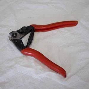 Felco C7 cable cutters
